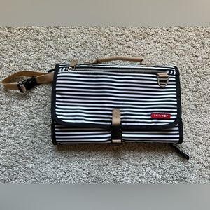 Skip Hop | EUC Pronto Baby Changing Station & Diaper Clutch